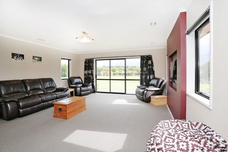 Photo of property in 111 Taiepa Road, Otatara, Invercargill, 9879