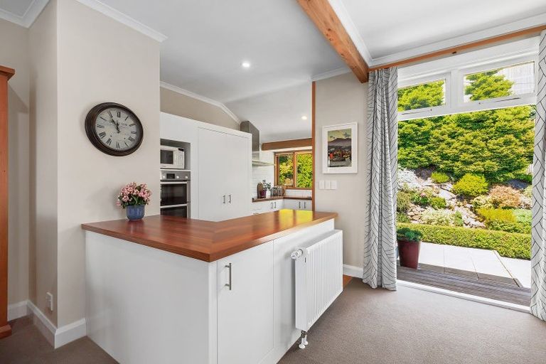 Photo of property in 139 Grafton Road, Roseneath, Wellington, 6011