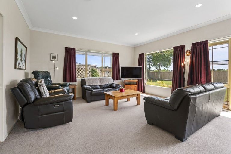 Photo of property in 35 Madison Avenue, Milson, Palmerston North, 4414