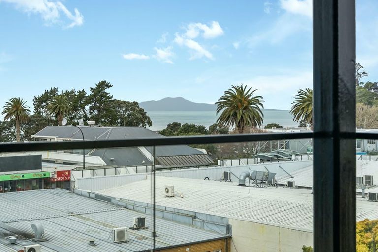 Photo of property in The Victor, 311/4 Bute Road, Browns Bay, Auckland, 0630