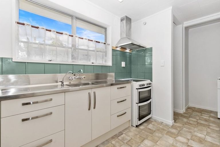 Photo of property in 85 Tuhikaramea Road, Dinsdale, Hamilton, 3204