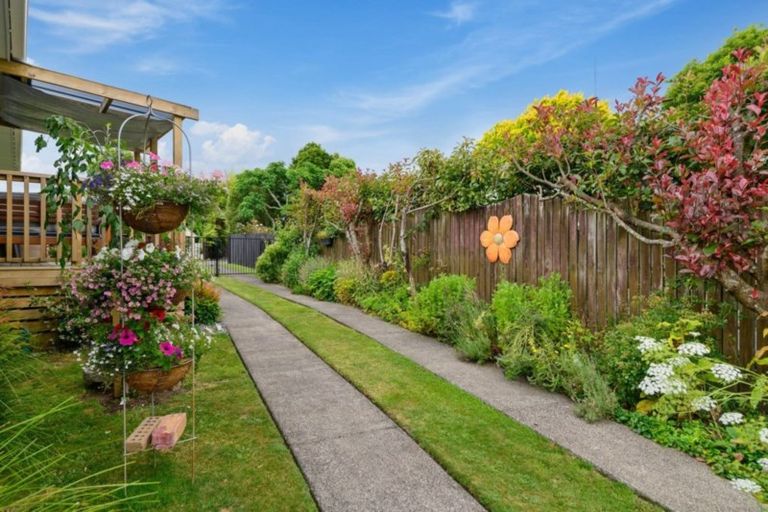 Photo of property in 17 Streamdale Place, Ngongotaha, Rotorua, 3010
