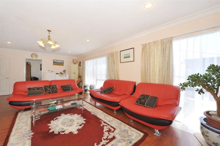 Photo of property in 122b Yaldhurst Road, Sockburn, Christchurch, 8042