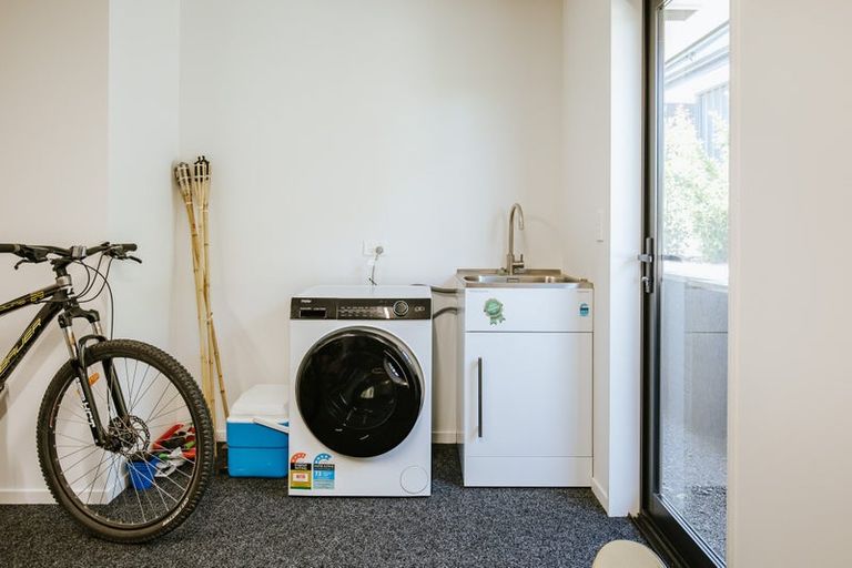 Photo of property in 14 Tuohy Lane, Wanaka, 9305