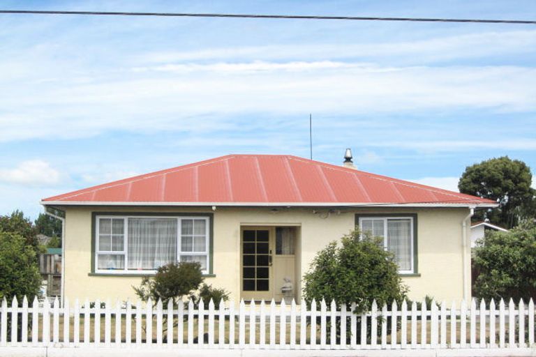 Photo of property in 18 Ottawa Road, Wainoni, Christchurch, 8061