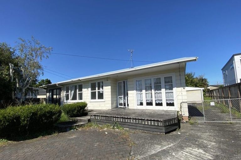 Photo of property in 18 Glenburn Place, Papakura, 2110