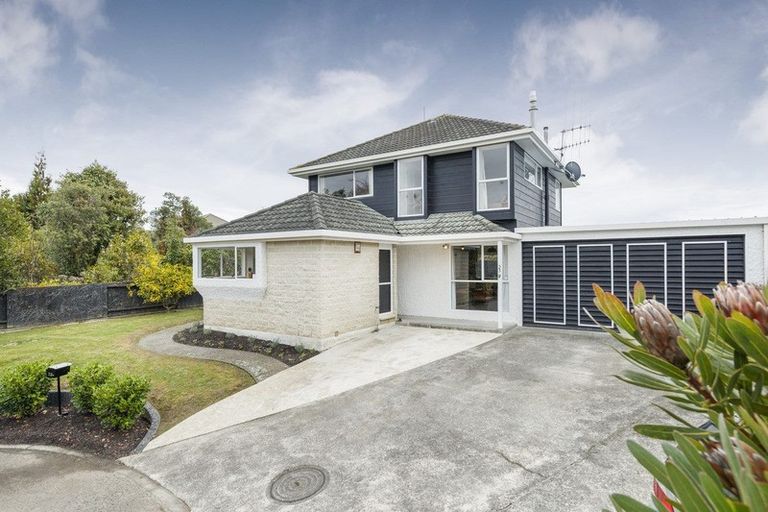 Photo of property in 23b Pahiatua Street, Hokowhitu, Palmerston North, 4410