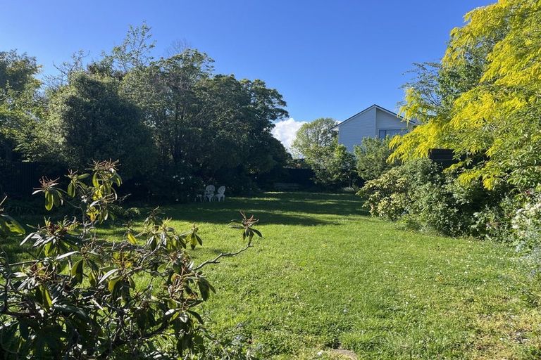 Photo of property in 6 Newall Avenue, Bryndwr, Christchurch, 8052