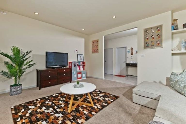 Photo of property in 15 Wisteria Lane, Silverdale, 0932