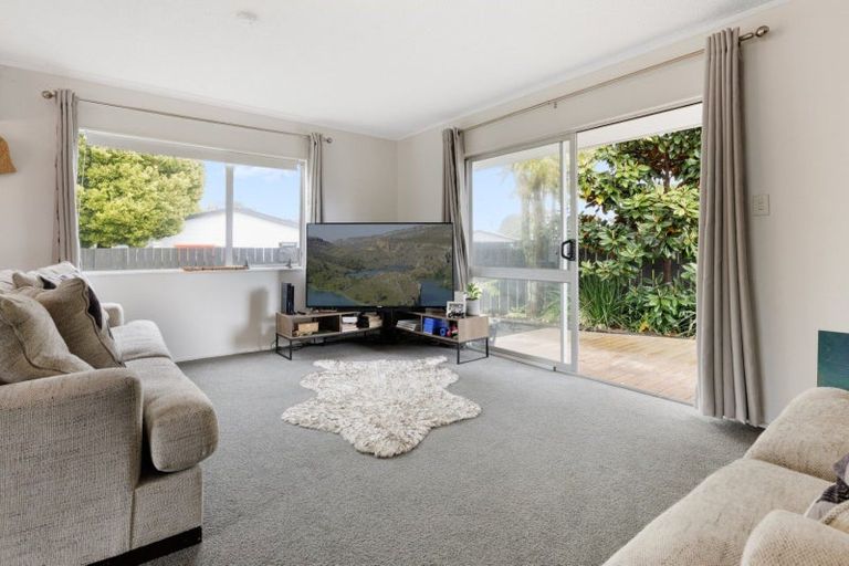 Photo of property in 21b Doncaster Drive, Papamoa Beach, Papamoa, 3118