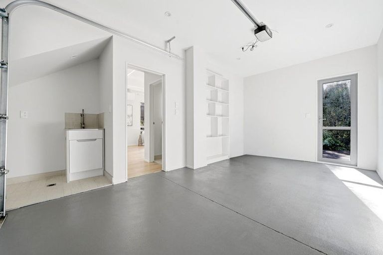 Photo of property in 6 Aoraki Crescent, Albany Heights, Auckland, 0632