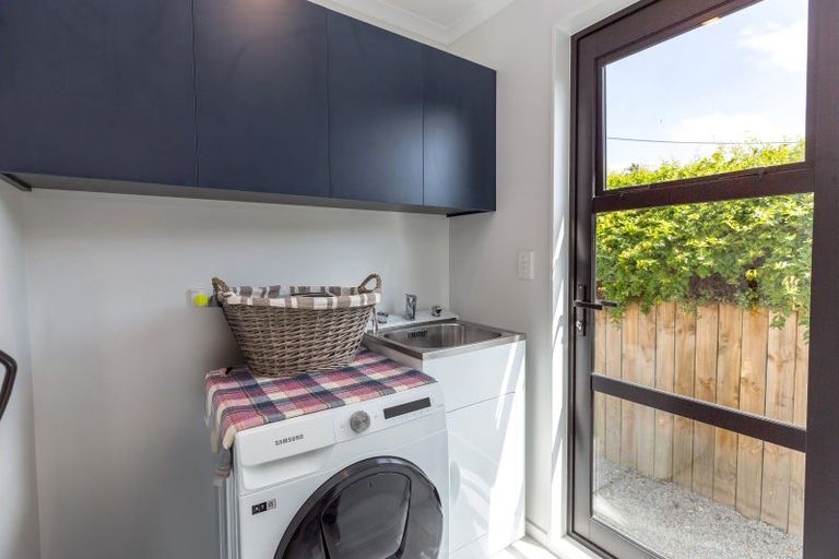 Photo of property in 24 Kempton Street, Greytown, 5712