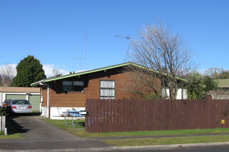 Photo of property in 15 Blomfield Street, Nawton, Hamilton, 3200