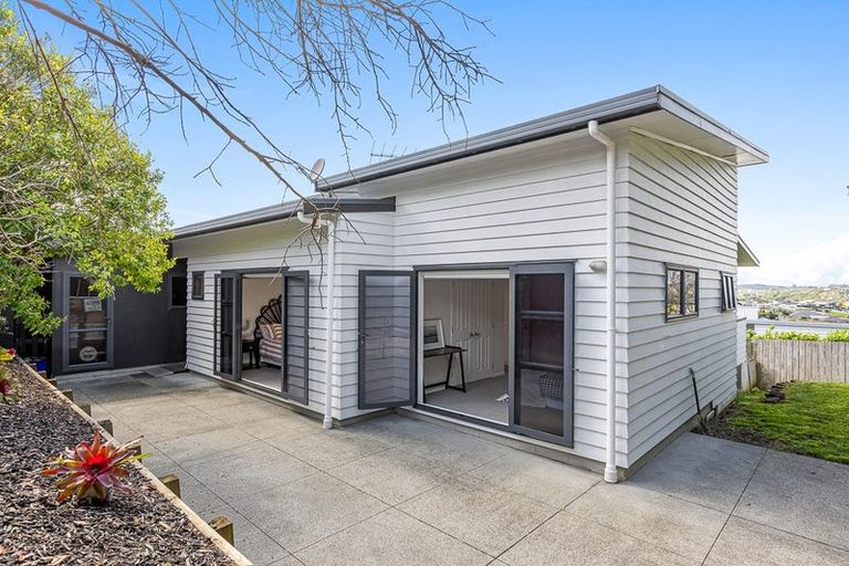 Photo of property in 25 Brampton Road, Snells Beach, 0920