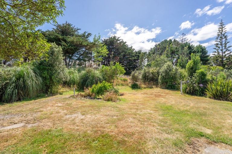Photo of property in 69 Sims Road, Te Horo Beach, Otaki, 5581