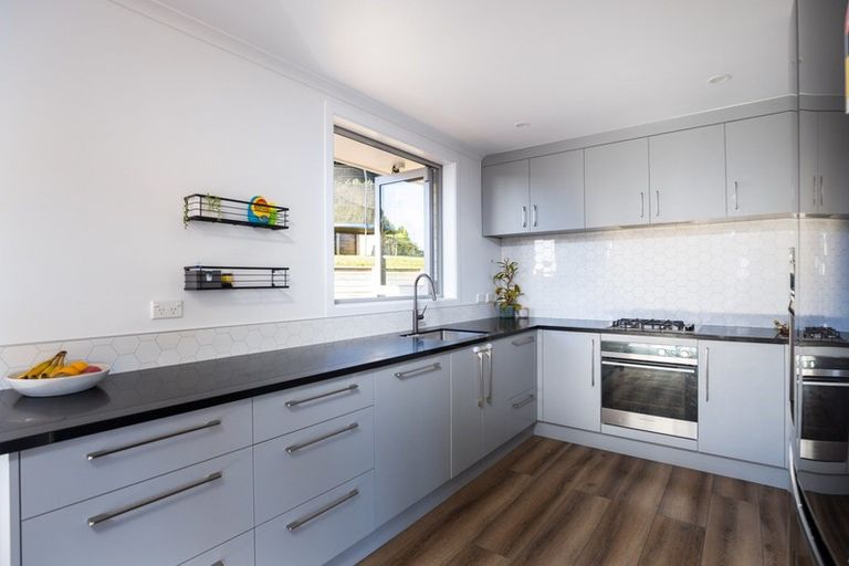 Photo of property in 15 Anne Street, Ferndale, New Plymouth, 4310