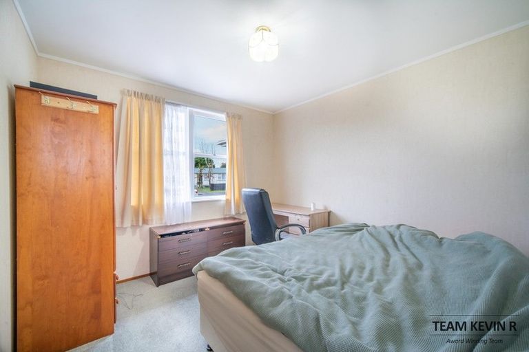 Photo of property in 28 Brightwell Street, Papakura, 2110