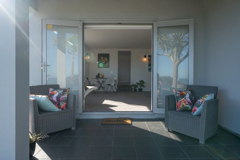 Photo of property in 85 Moana Road, Plimmerton, Porirua, 5026