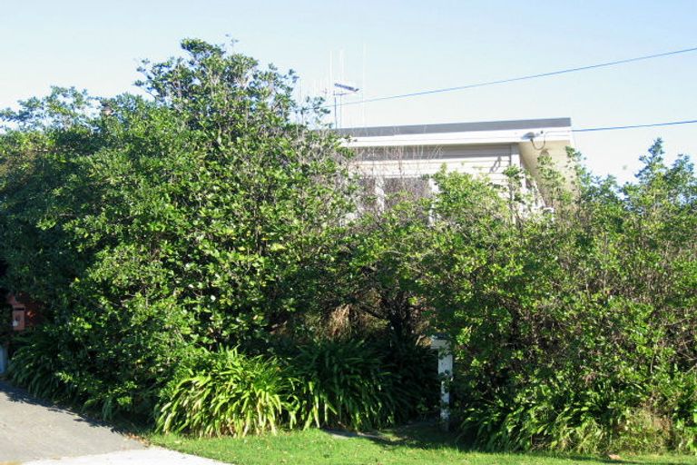 Photo of property in 67 Tasman Road, Otaki Beach, Otaki, 5512