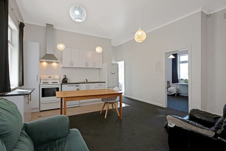 Photo of property in 262 The Terrace, Te Aro, Wellington, 6011