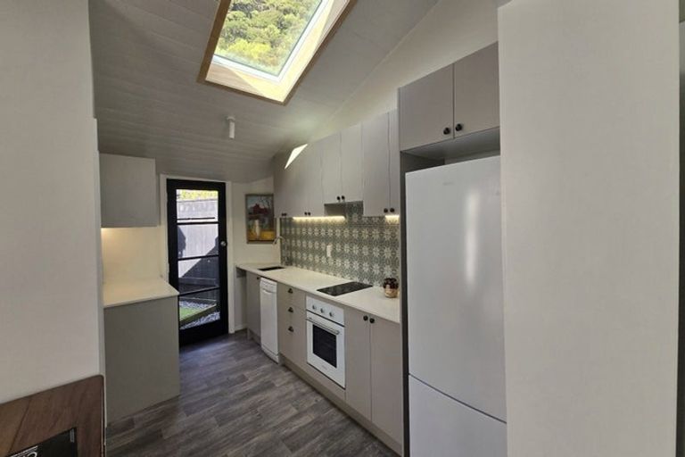 Photo of property in 125 Muritai Road, Eastbourne, Lower Hutt, 5013