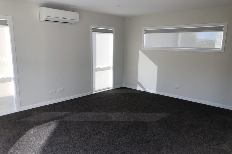 Photo of property in 7b Ron Parlane Place, Titahi Bay, Porirua, 5022