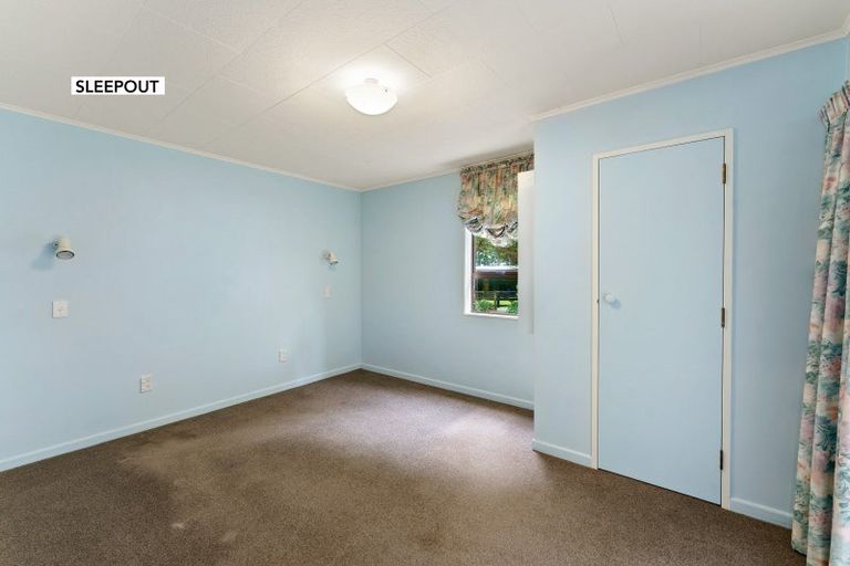 Photo of property in 962 State Highway 1 South, Manakau, Levin, 5573