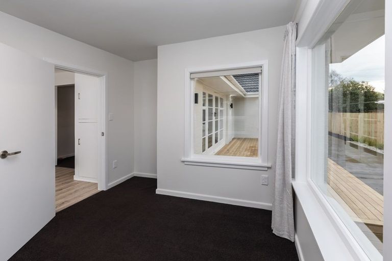 Photo of property in 94 Avondale Road, Avondale, Christchurch, 8061