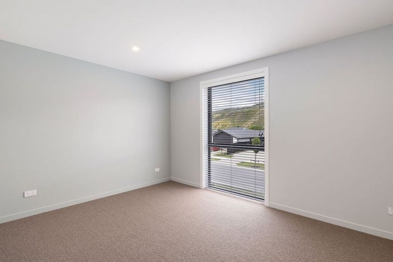 Photo of property in 28 Woods Crescent, Cromwell, 9310