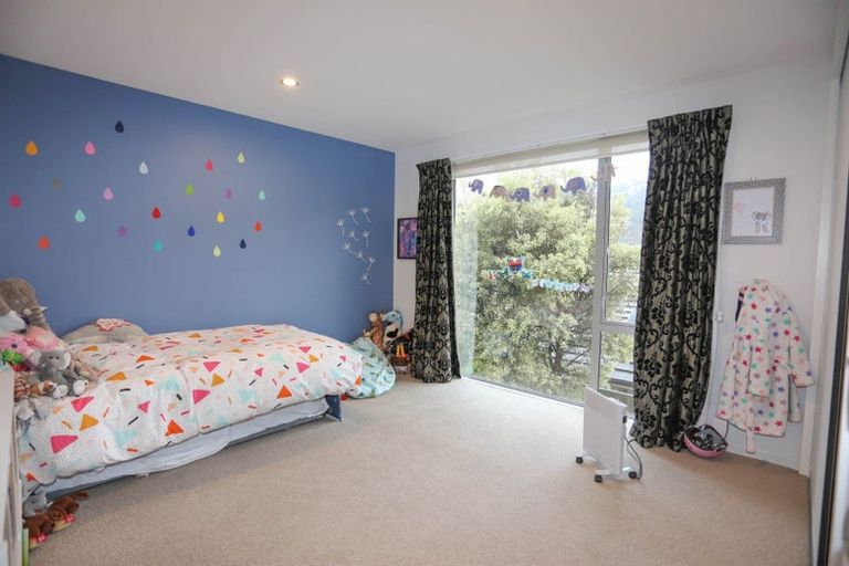 Photo of property in 7 Maurice Knowles Lane, Cashmere, Christchurch, 8022