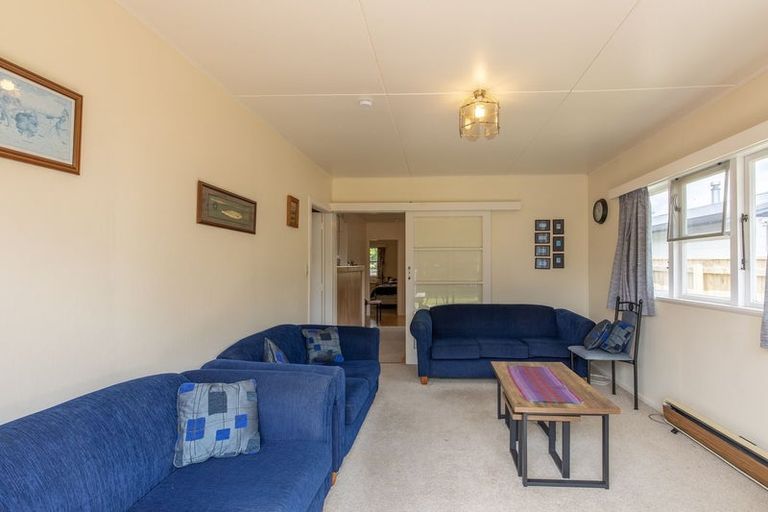 Photo of property in 11 Kutai Street, Turangi, 3334