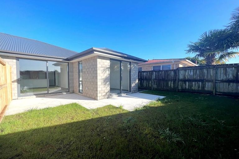 Photo of property in 1/2 Masefield Drive, Enderley, Hamilton, 3214