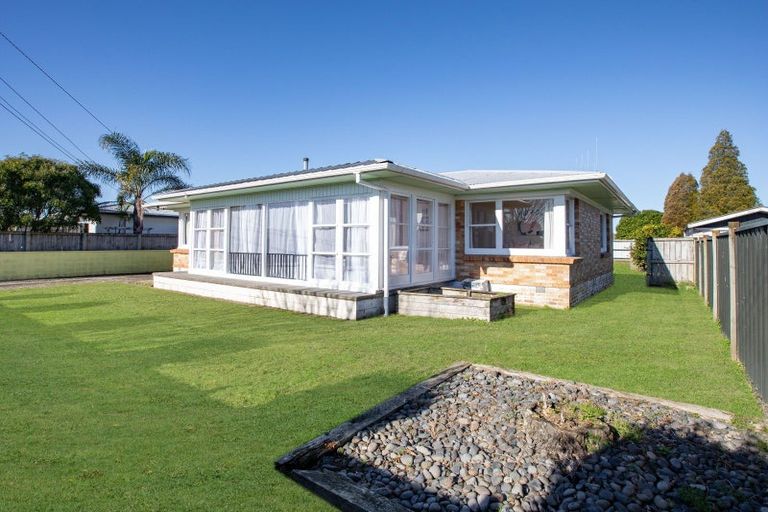 Photo of property in 28 Mears Road, St Andrews, Hamilton, 3200