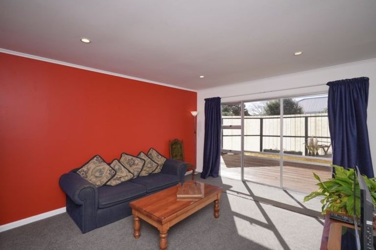 Photo of property in 19 Carston Street, Leeston, 7632