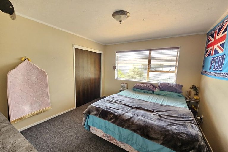 Photo of property in 60 Leeward Drive, Whitby, Porirua, 5024