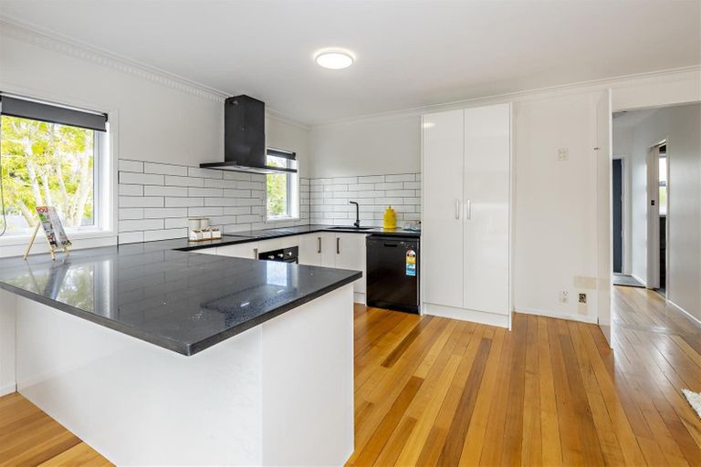 Photo of property in 19b Fenton Street, Papatoetoe, Auckland, 2025