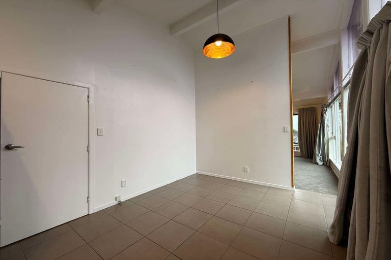 Photo of property in 16 Mission Street, Waterloo, Lower Hutt, 5011