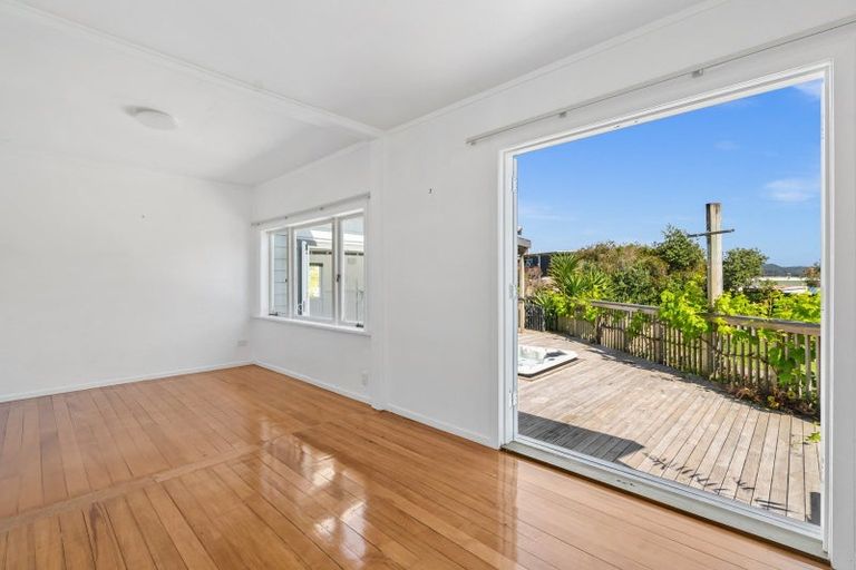 Photo of property in 54 Mahanga Road, Pataua South, Onerahi, 0192