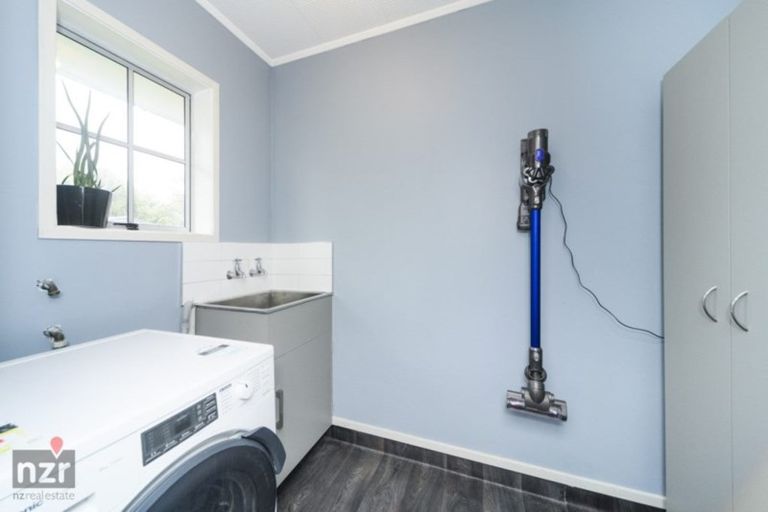 Photo of property in 32 Ferndale Place, Feilding, 4702