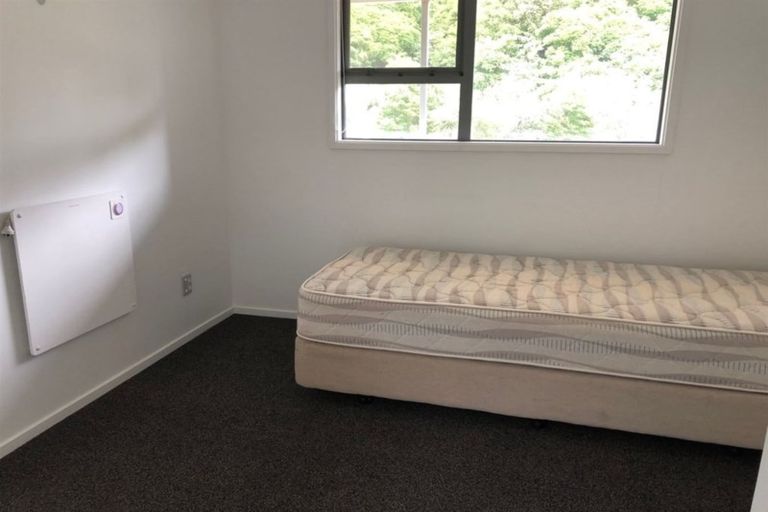 Photo of property in 1/1 Angle Street, Picton, 7220