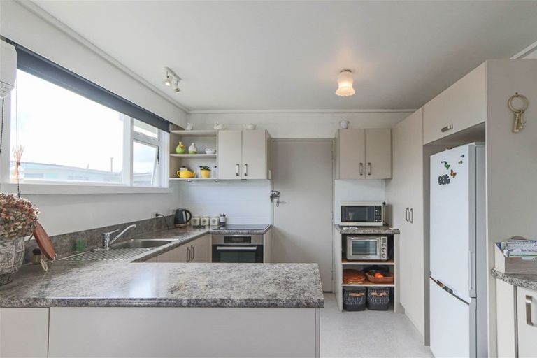 Photo of property in 33c Maire Street, Inglewood, 4330