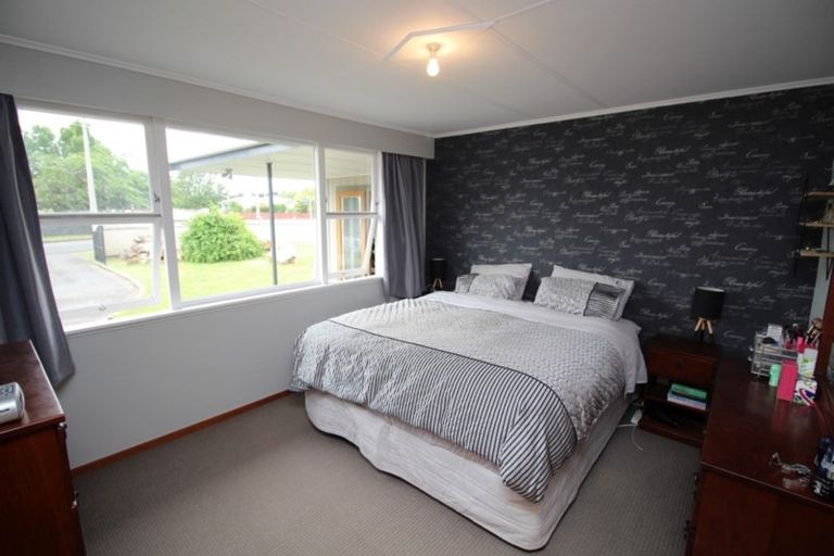 Photo of property in 1 Wilson Street, Bulls, 4818