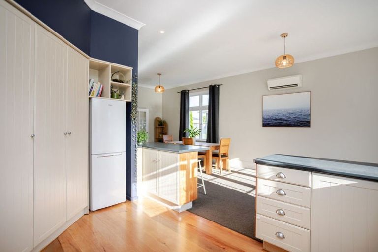 Photo of property in 12 Albert Street, Dannevirke, 4930