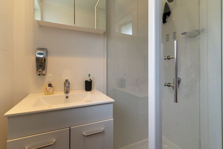 Photo of property in 35 Cornwall Crescent, Cannons Creek, Porirua, 5024