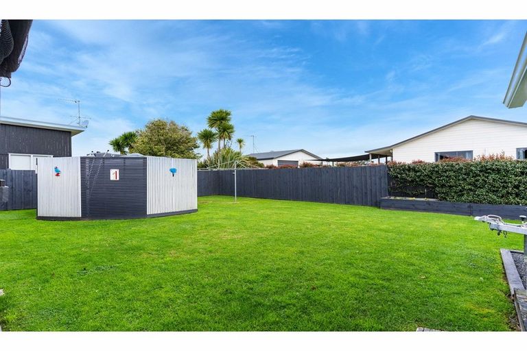 Photo of property in 25 Kedge Drive, Mangawhai, 0505