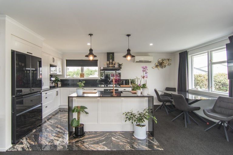 Photo of property in 871 Arowhenua Road, Kerrytown, Timaru, 7974