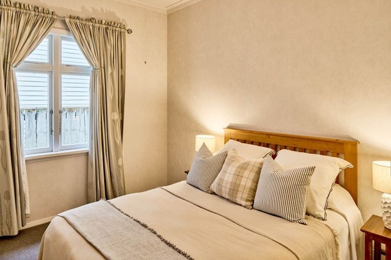 Photo of property in 20 Bloomfield Terrace, Hutt Central, Lower Hutt, 5010