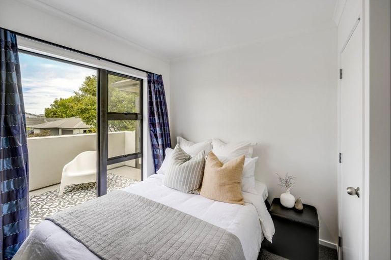 Photo of property in 23a Avondale Road, Taradale, Napier, 4112