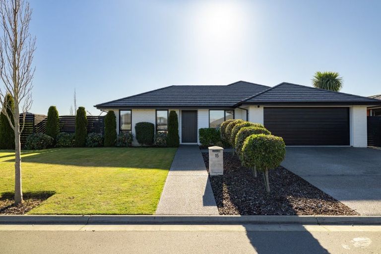 Photo of property in 15 Exeter Lane, Rolleston, 7614