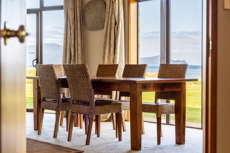 Photo of property in 24 Paetawa Road, Peka Peka, Waikanae, 5391